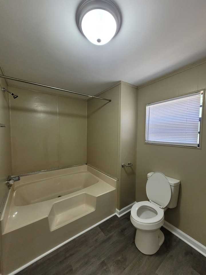 462 Pineywoods Rd - Photo 3 of 21