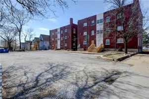 featured image of 901 Benton Blvd