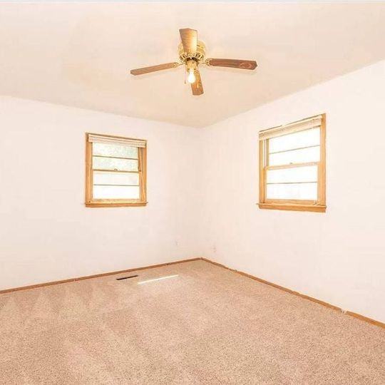 2869 N 21st St - Photo 2 of 6