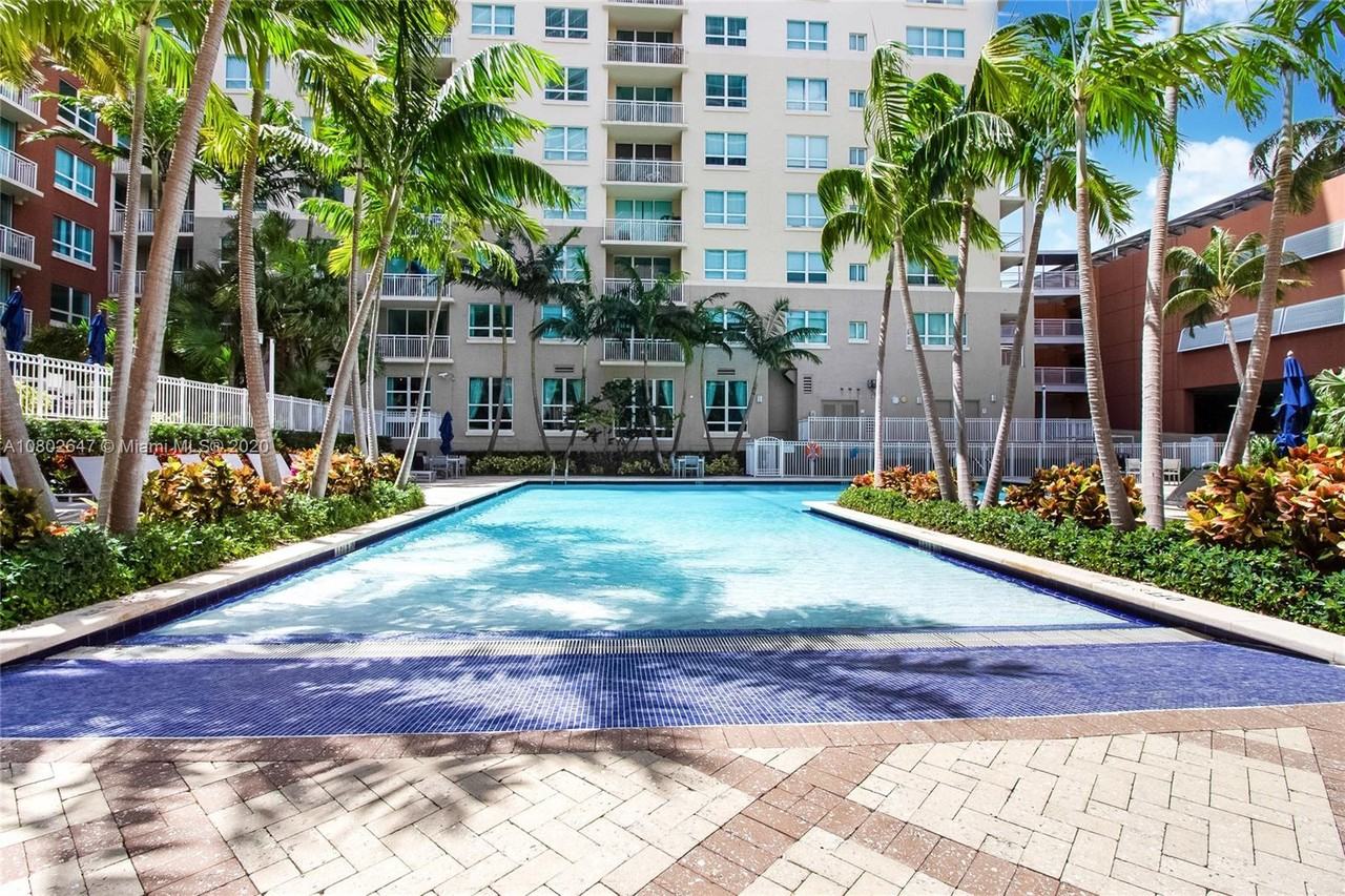 2000 N Miami Ave #216 - Photo 2 of 17