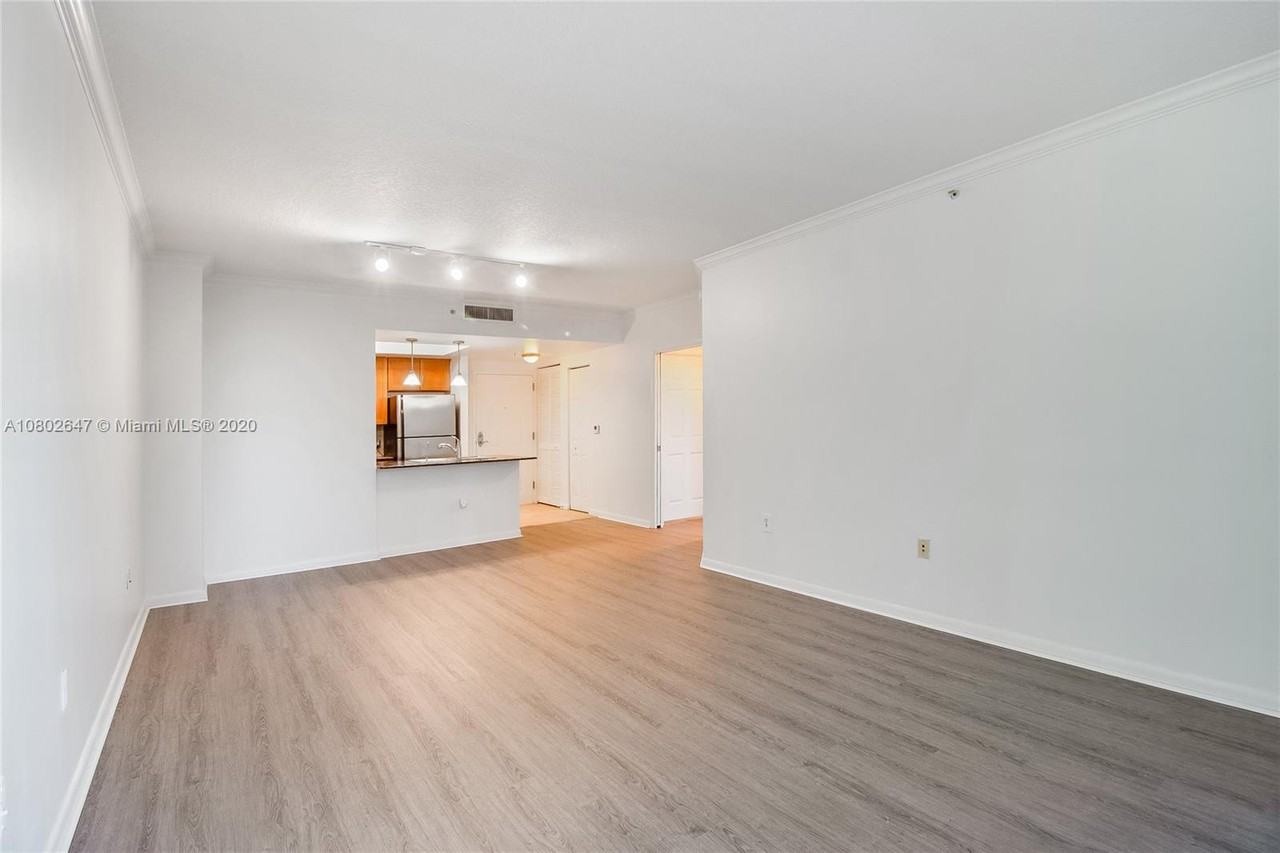 2000 N Miami Ave #216 - Photo 7 of 17