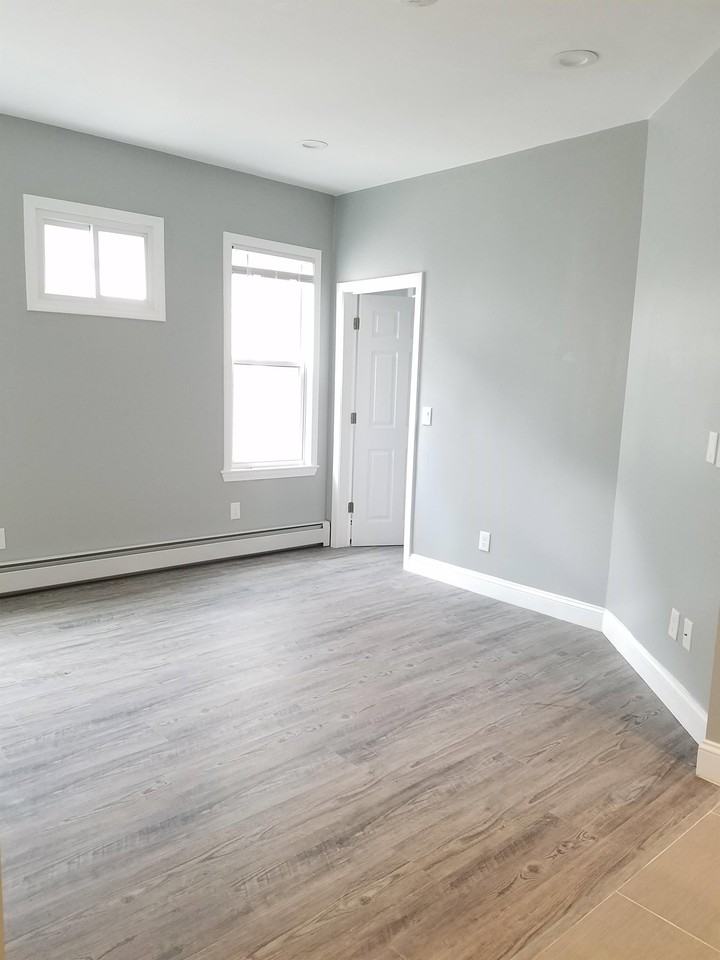 424 Bowdoin St #1ROOM1 - Photo 5 of 7