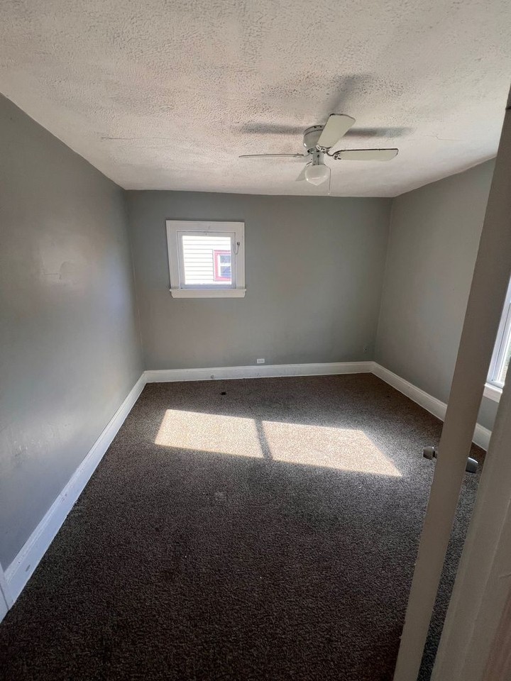 13416 Edgewood Ave - Photo 7 of 18
