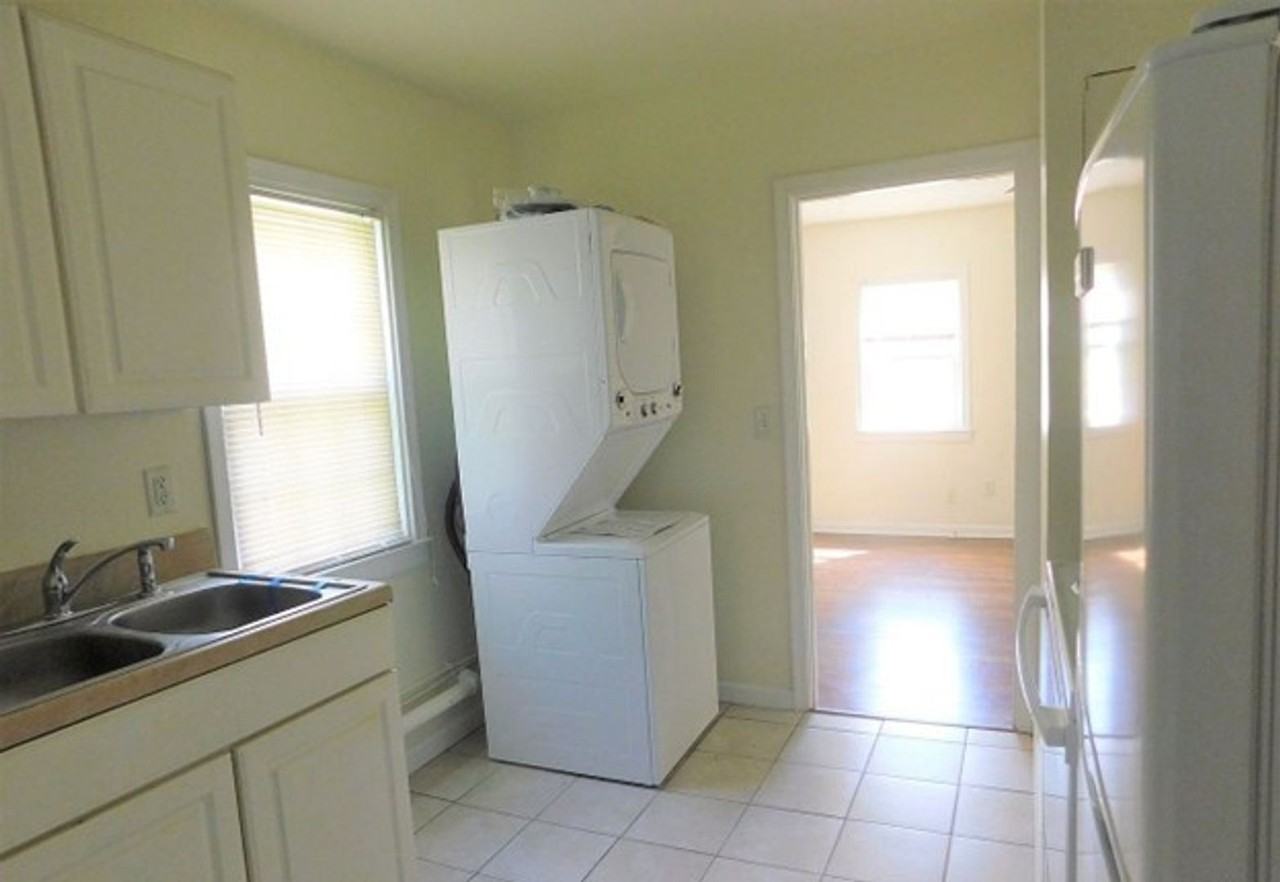 118 Penniman Rd - Photo 6 of 10