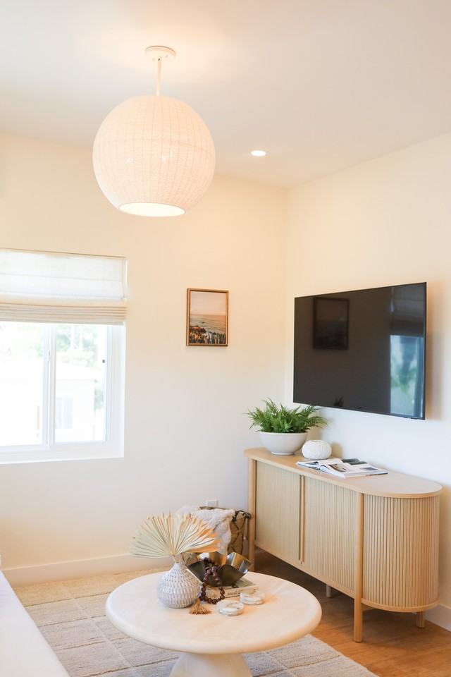 216 S Clementine St #3 - Photo 7 of 26