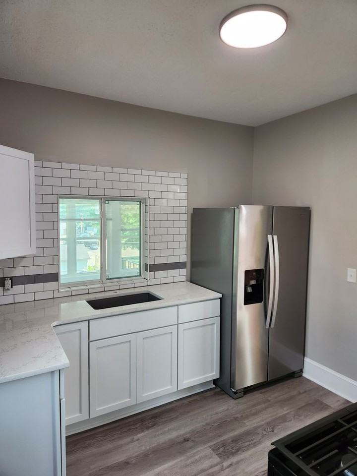 4926 Hamilton St - Photo 4 of 18