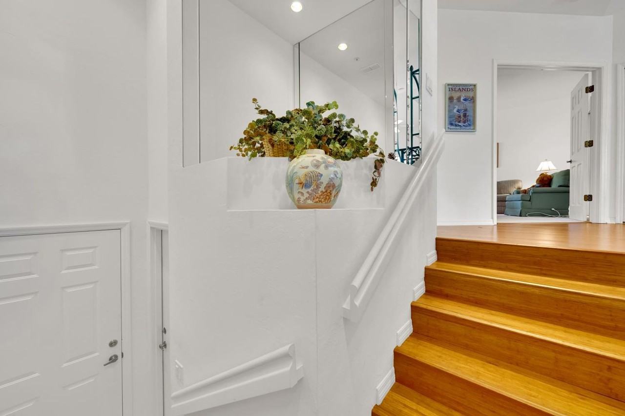 27031 Lake Harbor Ct - Photo 6 of 27