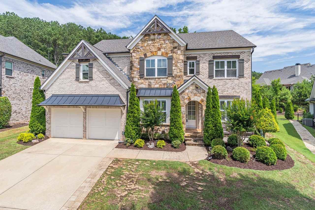 829 Adler Ct - Photo 2 of 50