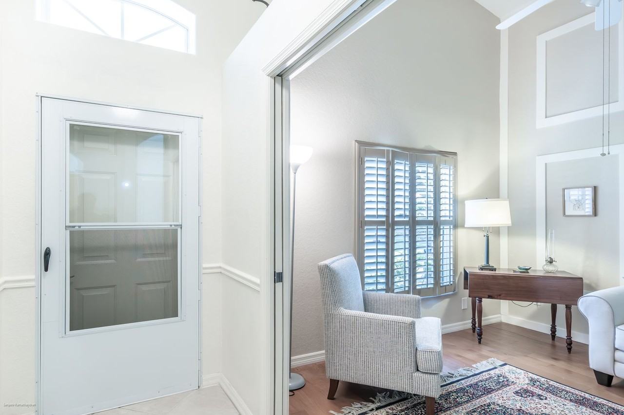 3762 Tripoli Blvd - Photo 4 of 48