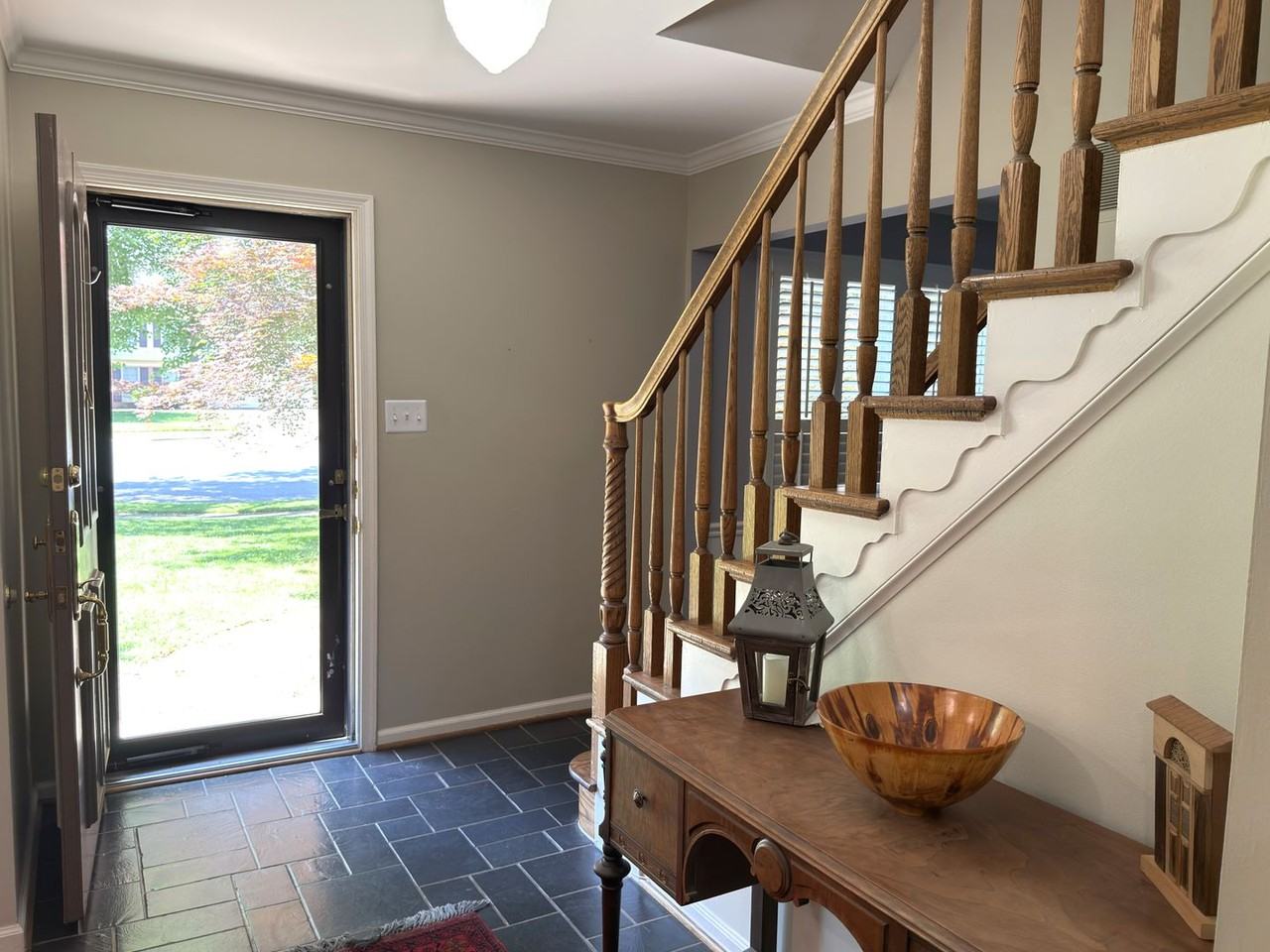 9604 Judge Ct - Photo 2 of 27