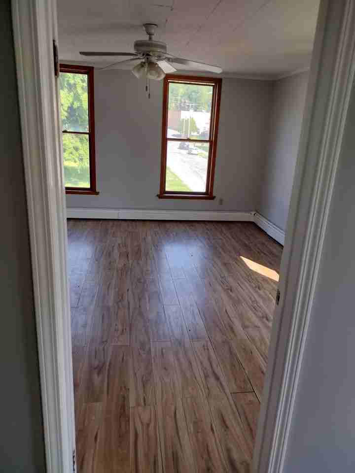 631 6th Ave #2 - Photo 4 of 9