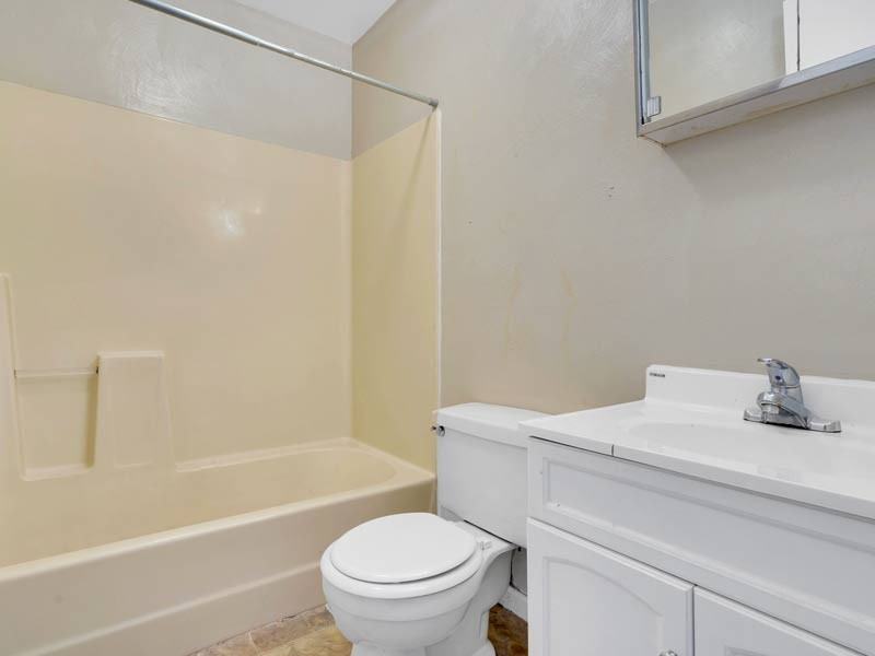 Stonebrook of Scottsburg - Photo 7 of 21