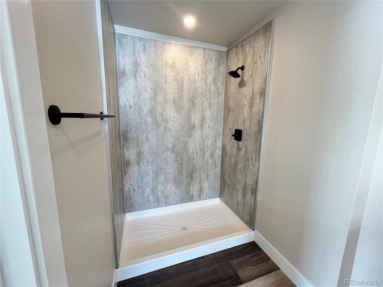 36 Stamper Drive - Photo 7 of 15