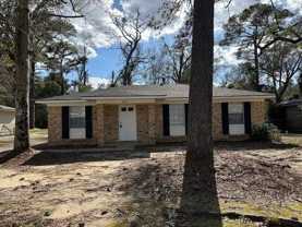 1404 Darwood Dr - Photo 1 of 1