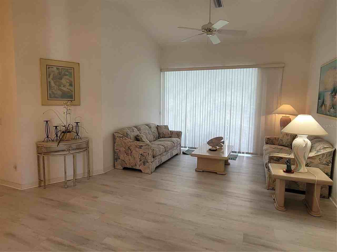 80 Mariner Ln - Photo 4 of 34