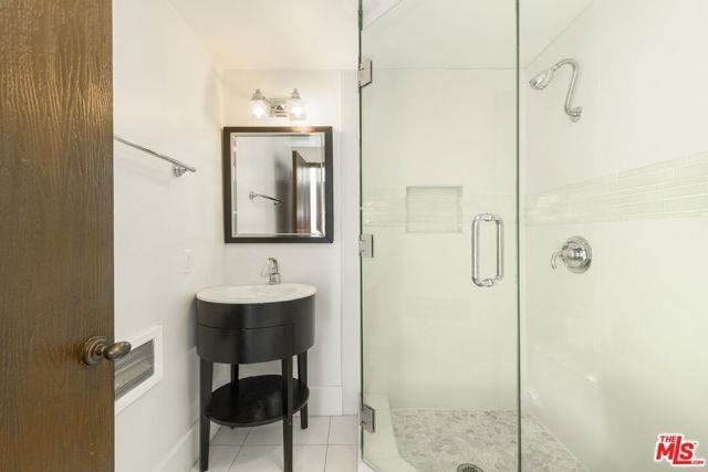 11958 Oceanaire Ln - Photo 2 of 8