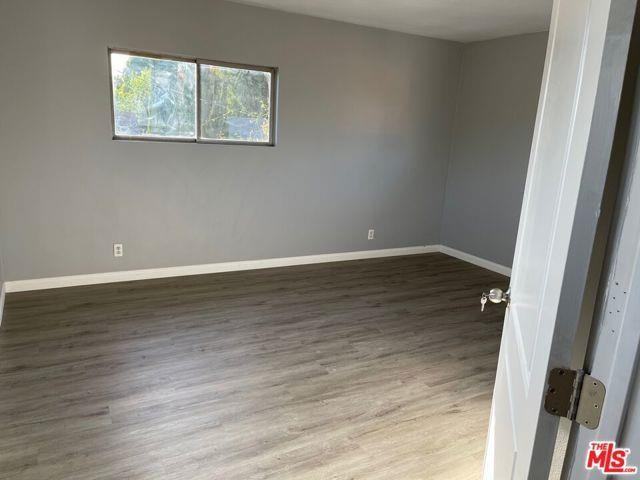 15013 Hartsook St - Photo 3 of 8