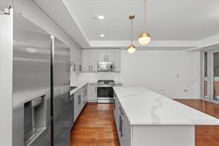 744 W Fullerton Ave #202 - Photo 1 of 1