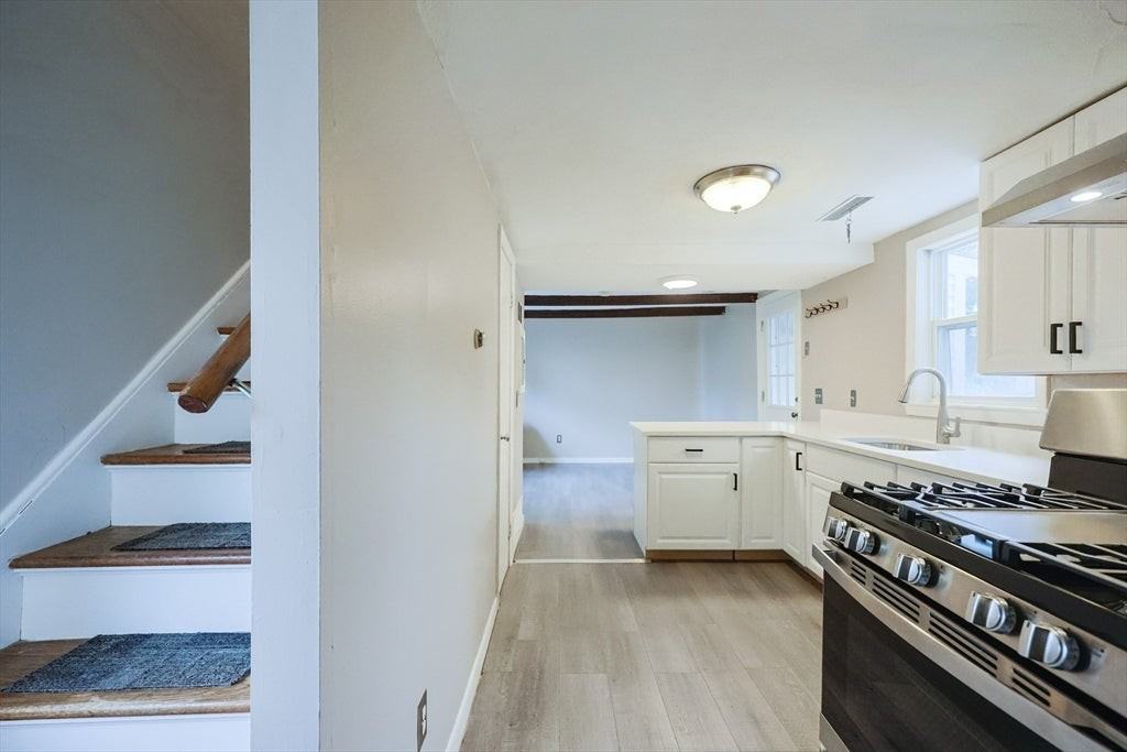 30 Emmons St - Photo 5 of 11