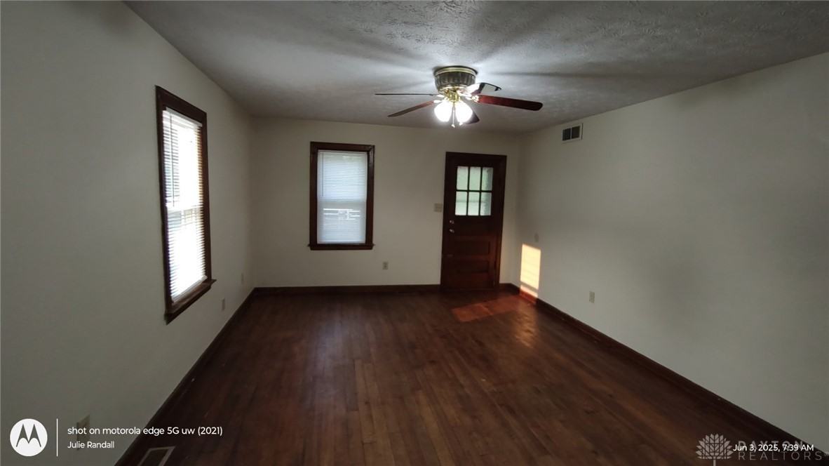 140 Ledbetter Rd - Photo 3 of 16