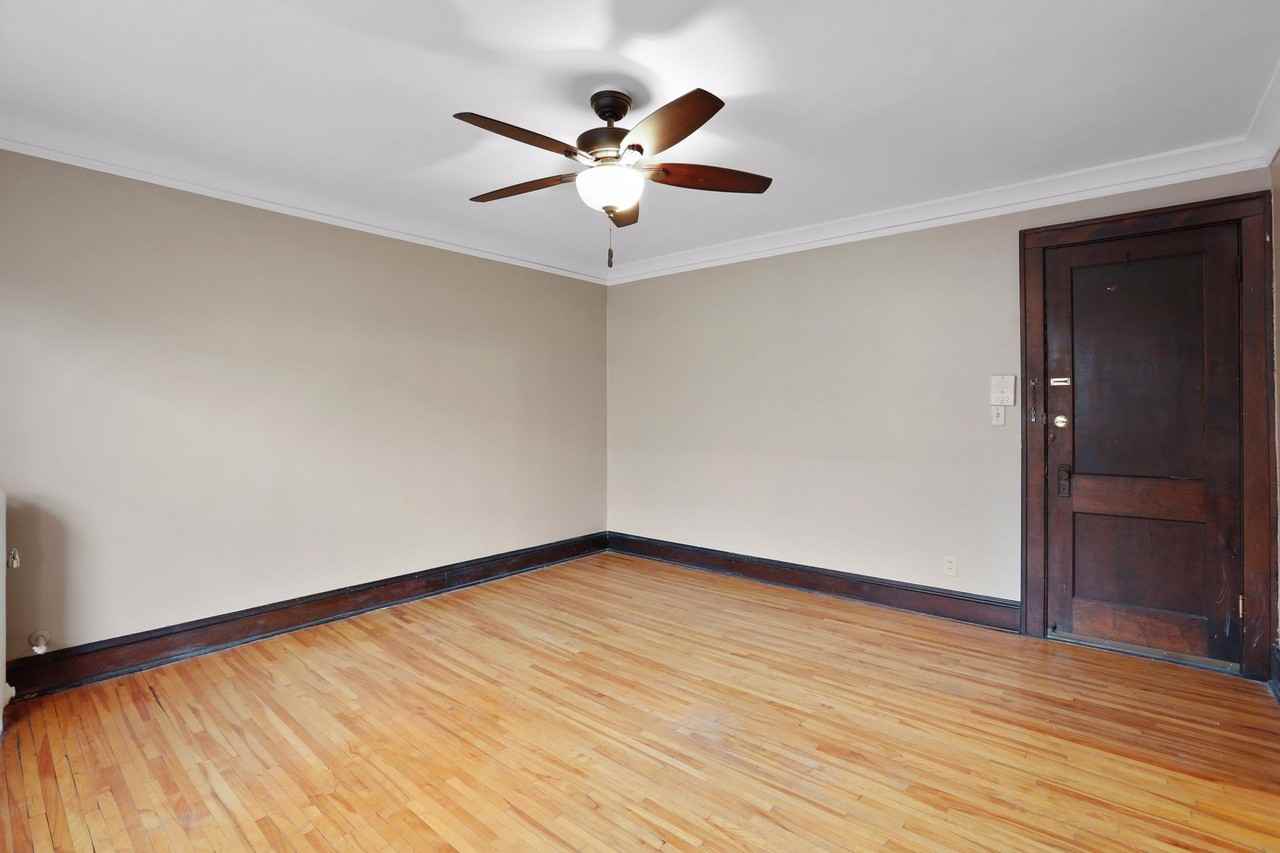 1598 Charles - Photo 7 of 23