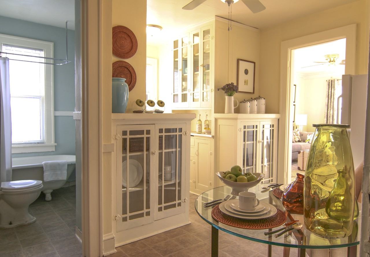 1604 Charles - Photo 5 of 13