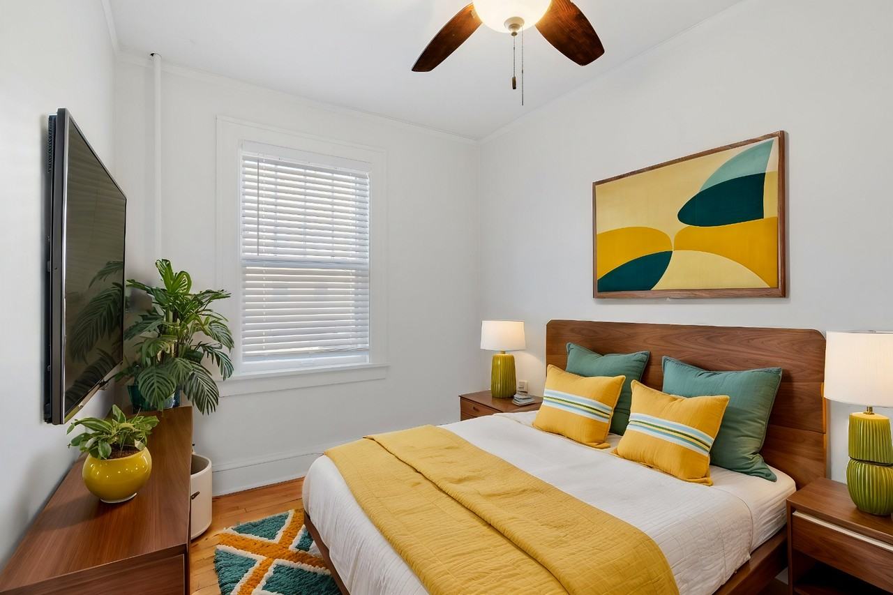 1618 Charles - Photo 2 of 12