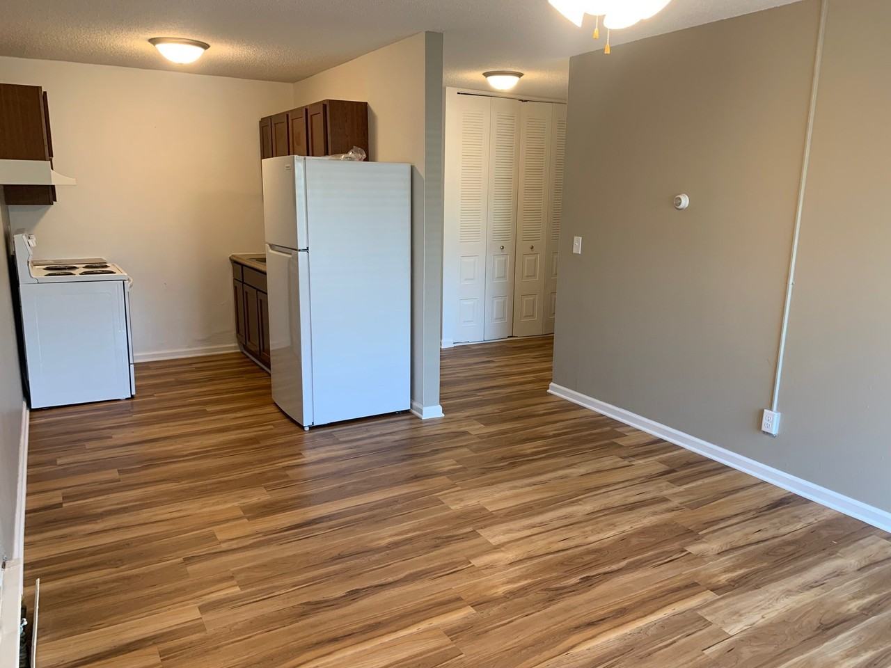 2014 3rd Ave - Photo 5 of 16