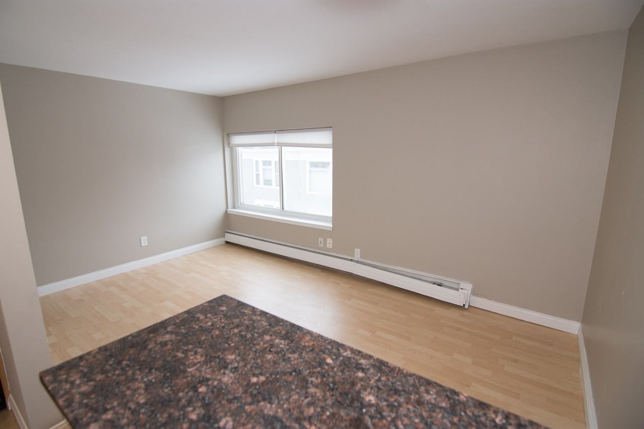 2101 3rd Ave - Photo 3 of 15