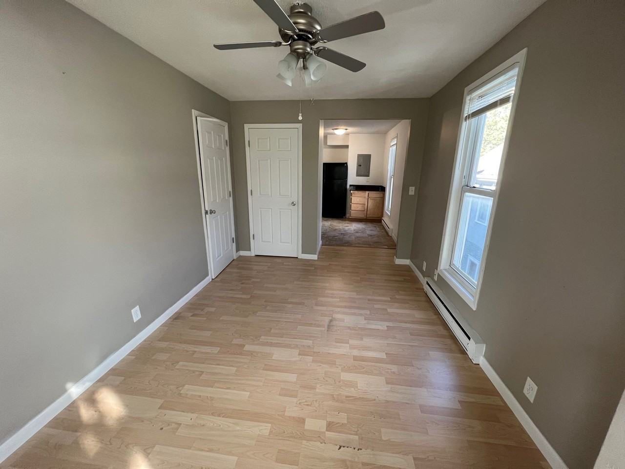 2424 4th Ave - Photo 2 of 10