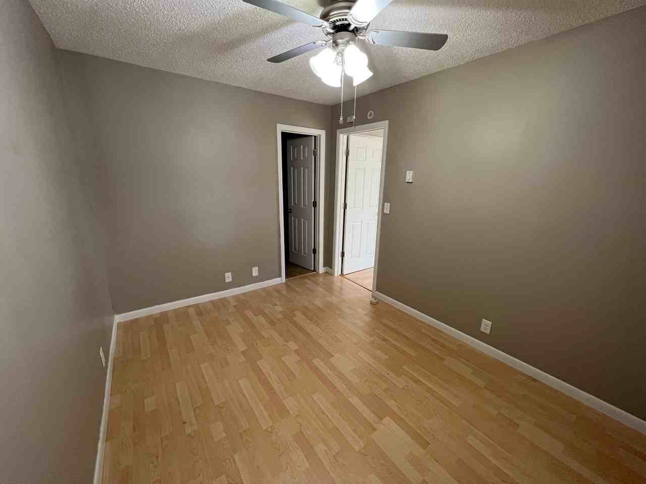 2424 4th Ave - Photo 6 of 10