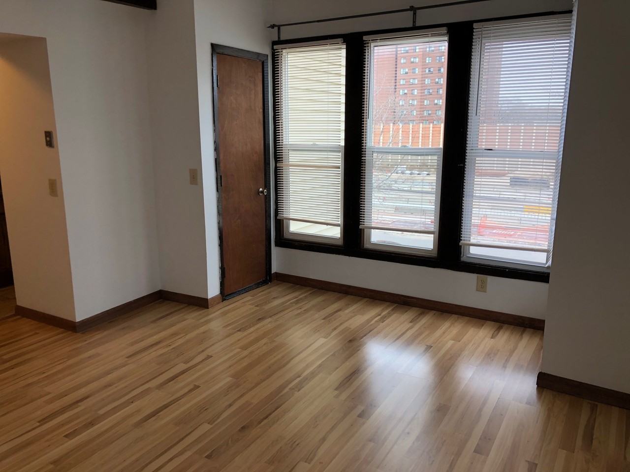 2428 4th Ave - Photo 2 of 16