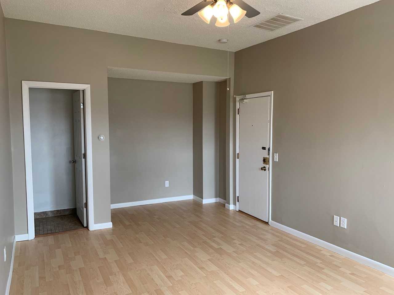 2428 4th Ave - Photo 5 of 16