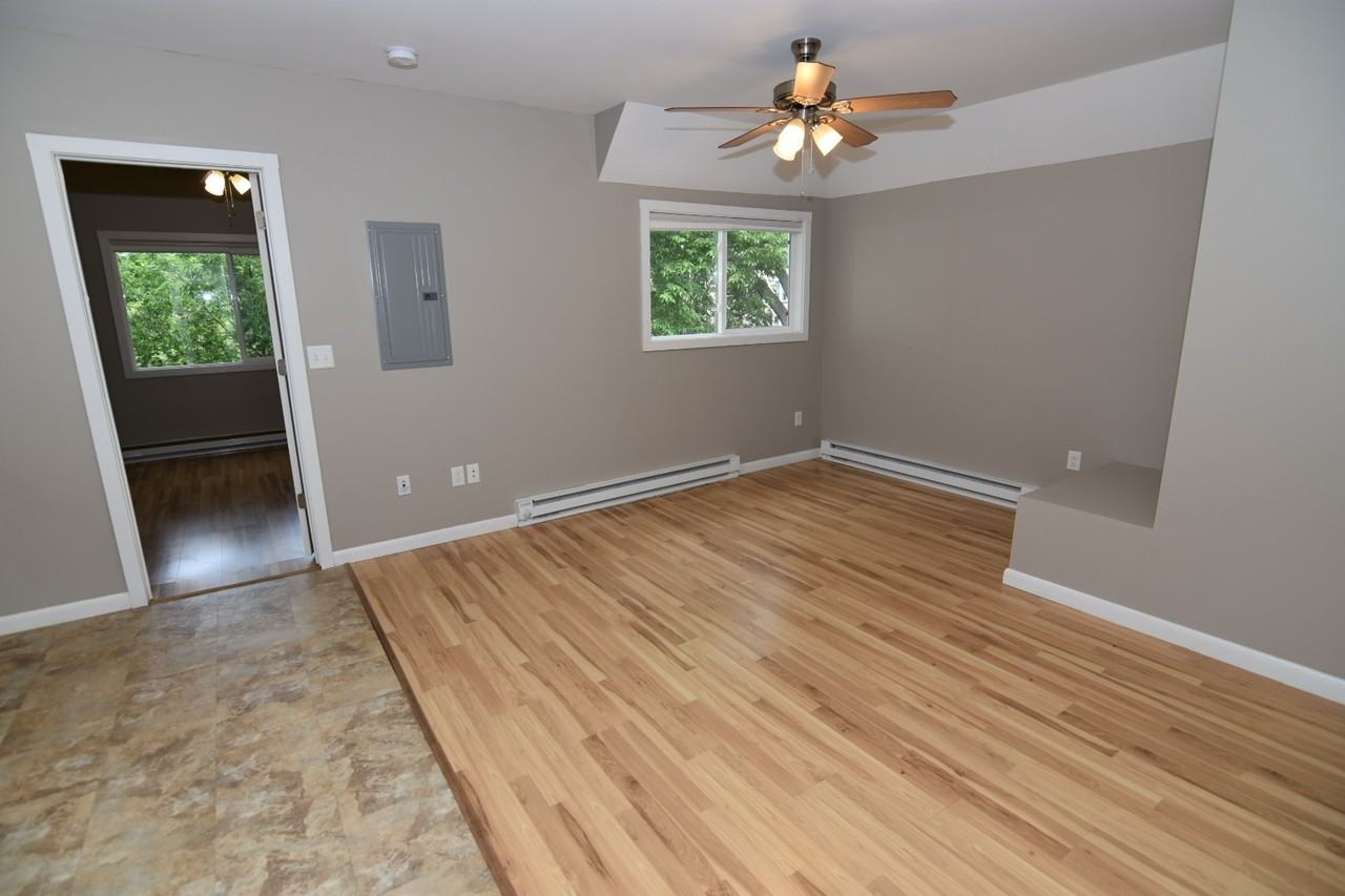 2625 3rd Ave - Photo 3 of 16