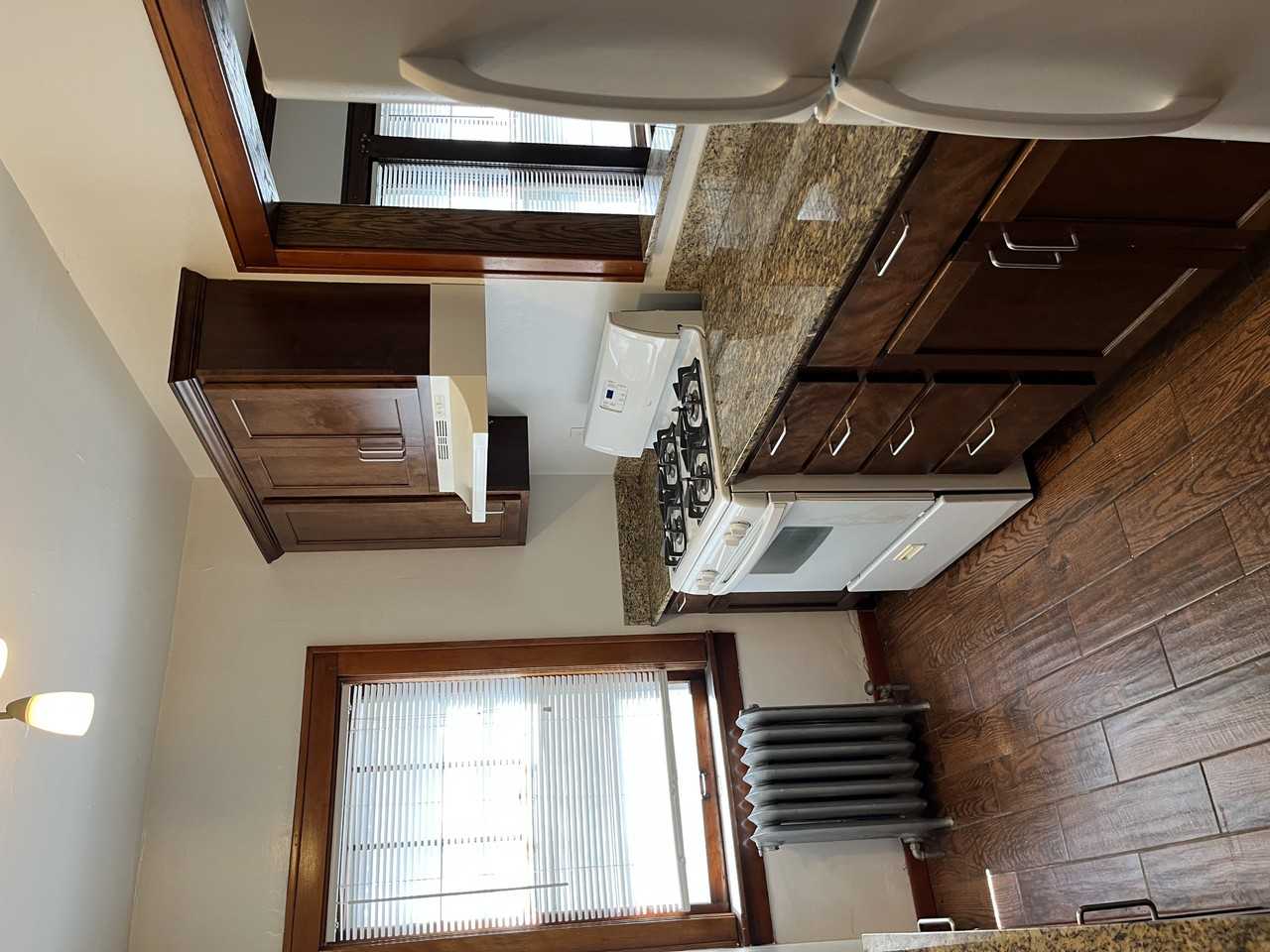 3125 Aldrich - Photo 6 of 20