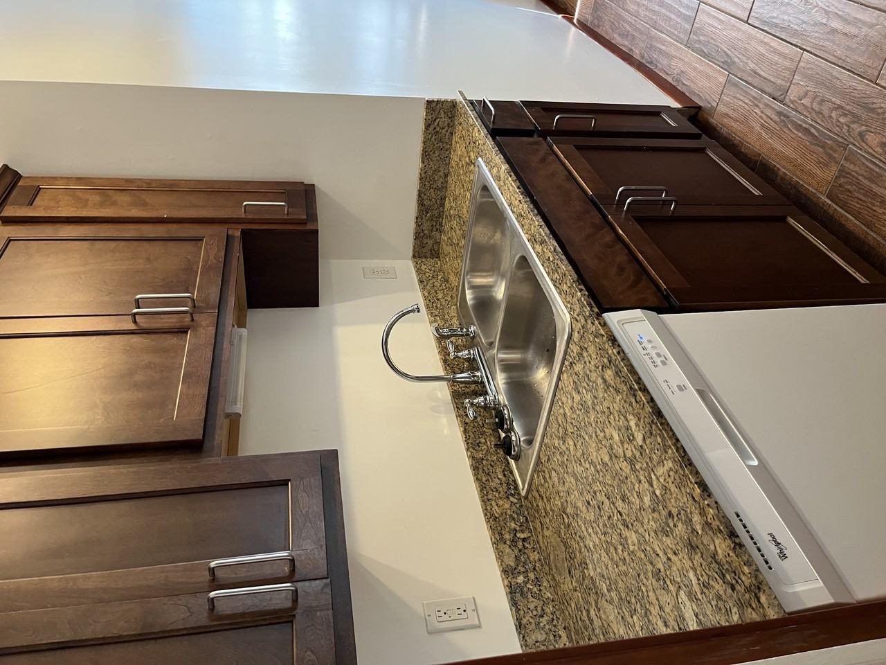 3125 Aldrich - Photo 7 of 20