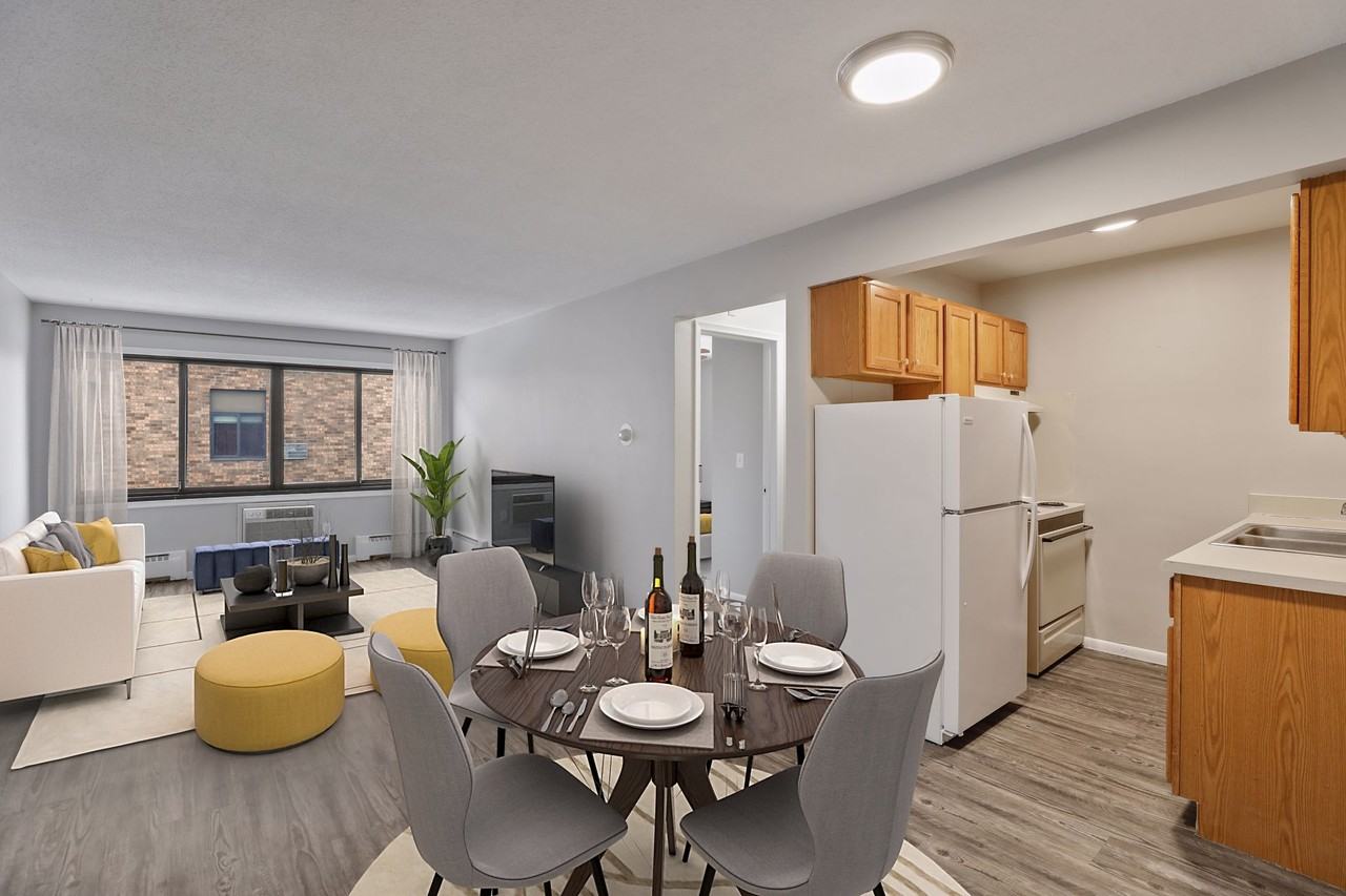 912 22nd Ave - Photo 2 of 12