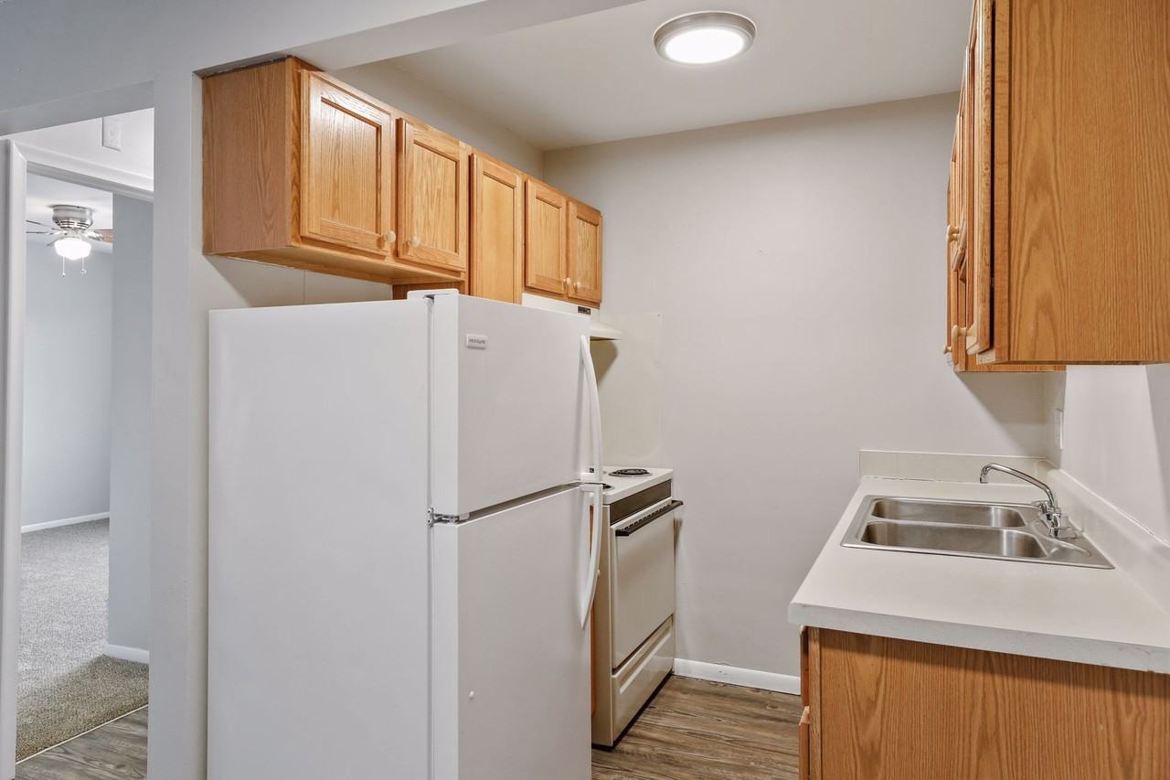 912 22nd Ave - Photo 4 of 12