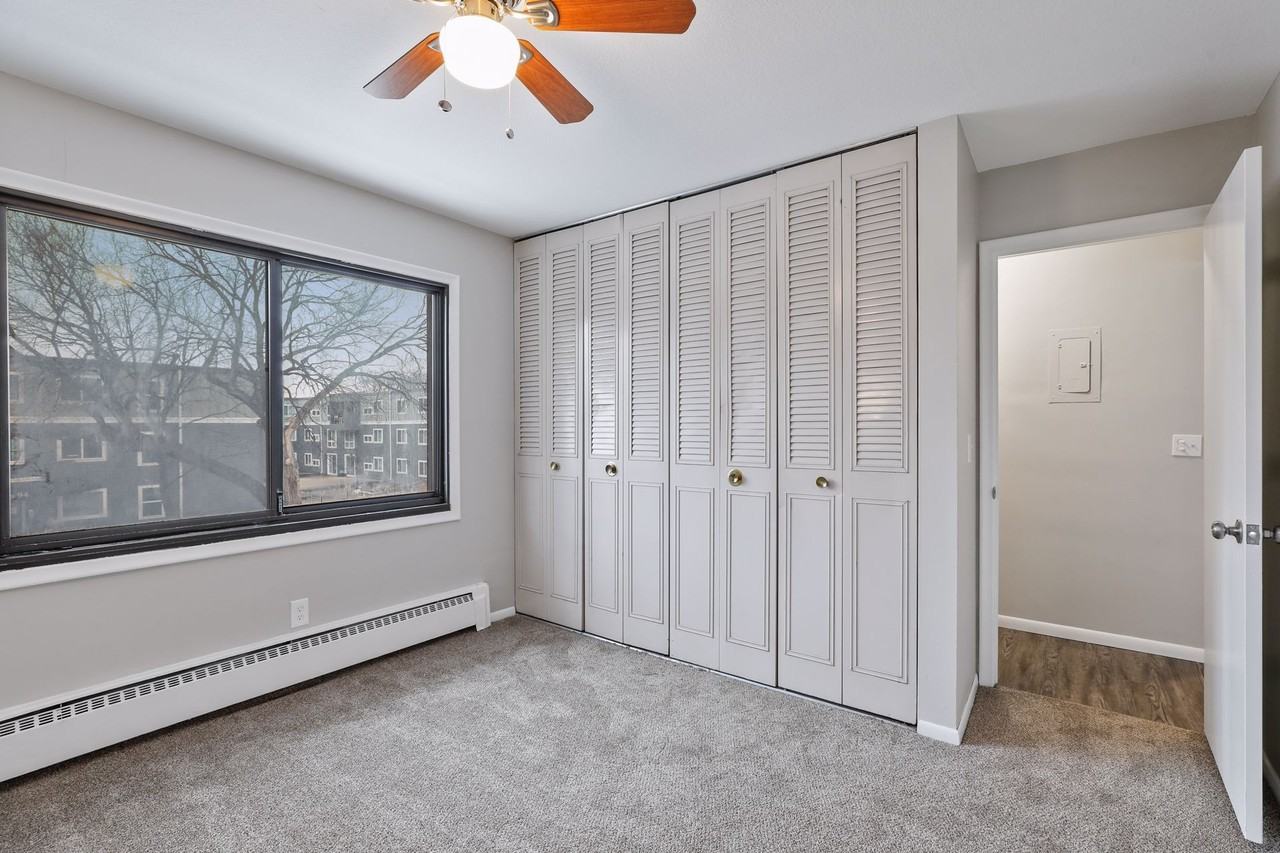 912 22nd Ave - Photo 7 of 12