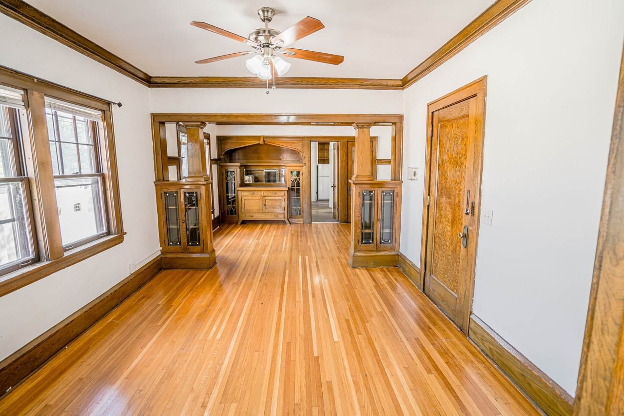 990 Grand Ave - Photo 7 of 28