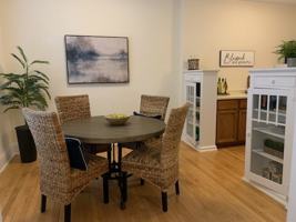 featured image of 220 E 19th St