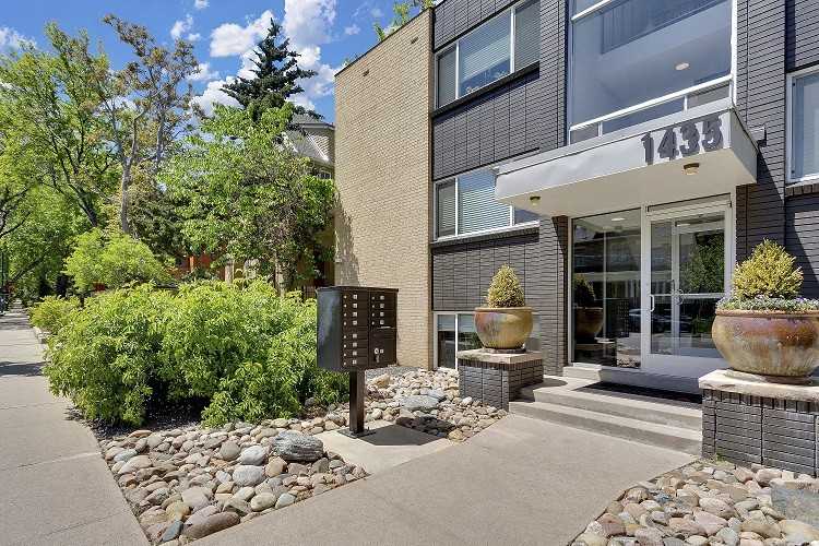 1435 Franklin - Photo 3 of 14