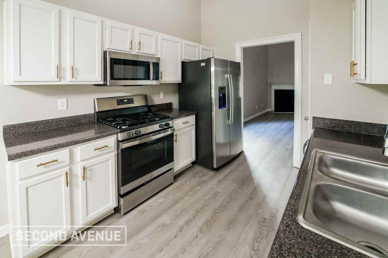 5012 Serenity Point Ln - Photo 7 of 20