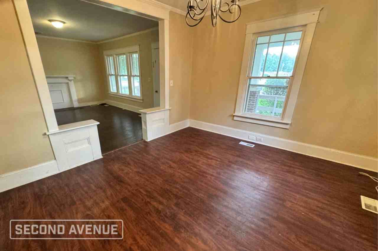 1416 Herrington Rd - Photo 4 of 14
