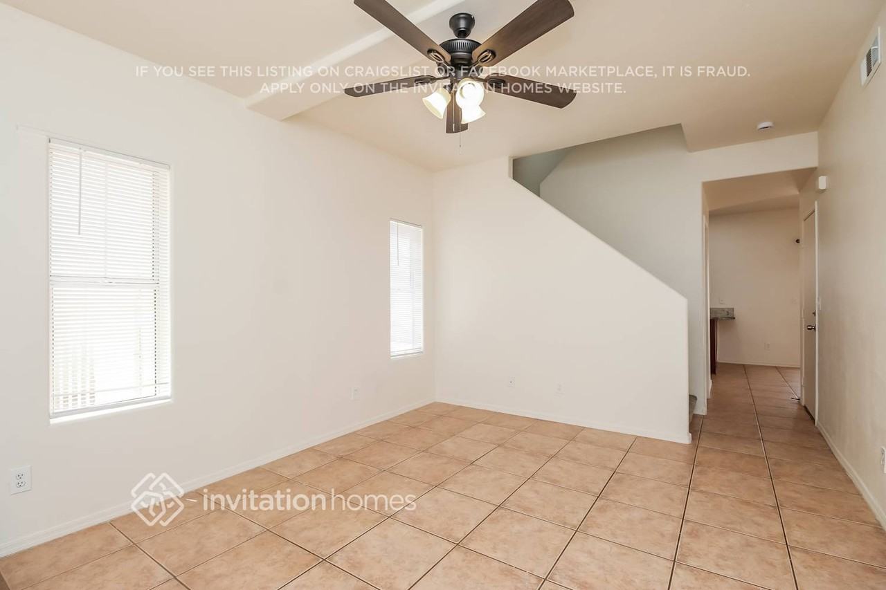 6322 S Colonial Way - Photo 5 of 17