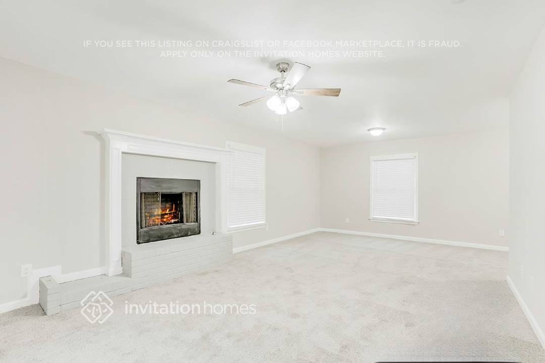 4764 Fellsridge Dr - Photo 3 of 19