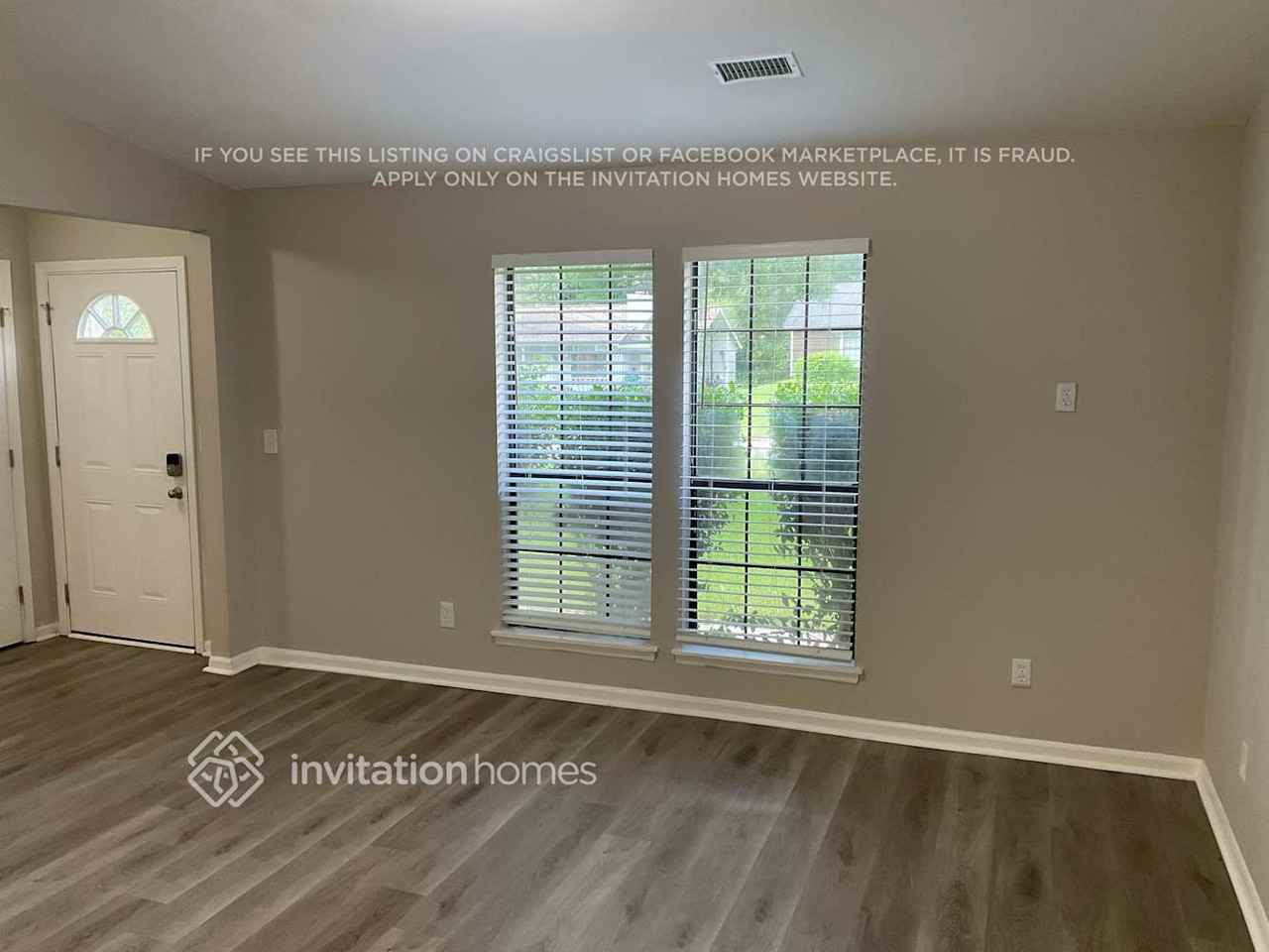 2413 Leslie Brook Dr - Photo 4 of 18