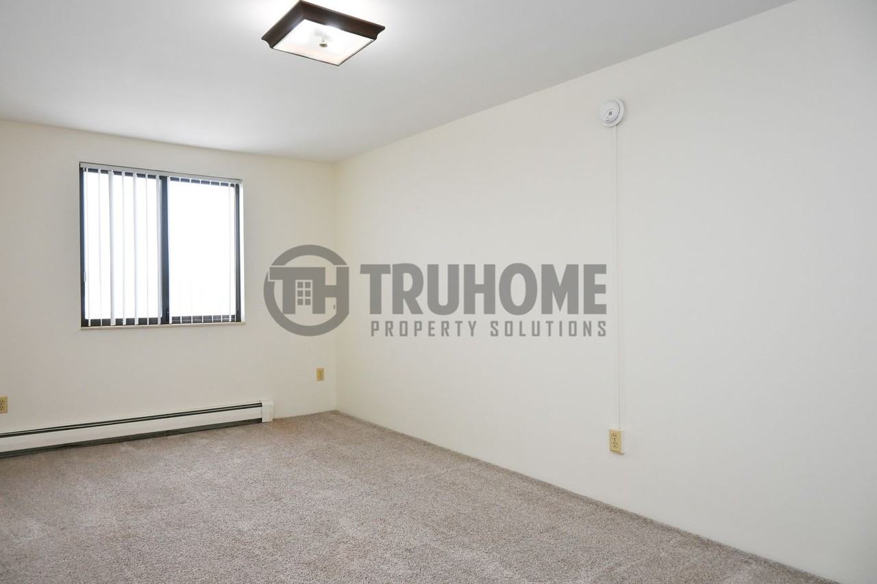 Gallery Apartments - Photo 7 of 16