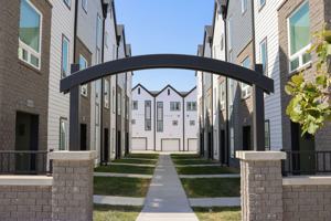 featured image of 1702 N 205th St