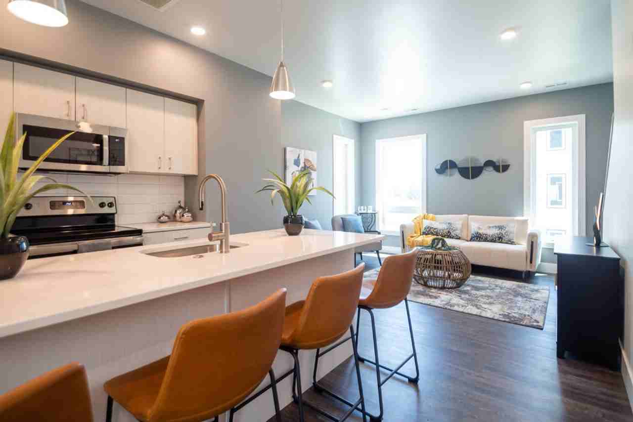 Juniper Rows Olde Towne - Photo 5 of 23